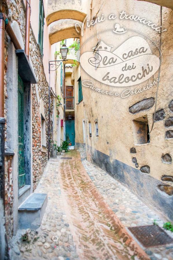 La Casa Dei Balocchi B&B Тойрано Екстериор снимка