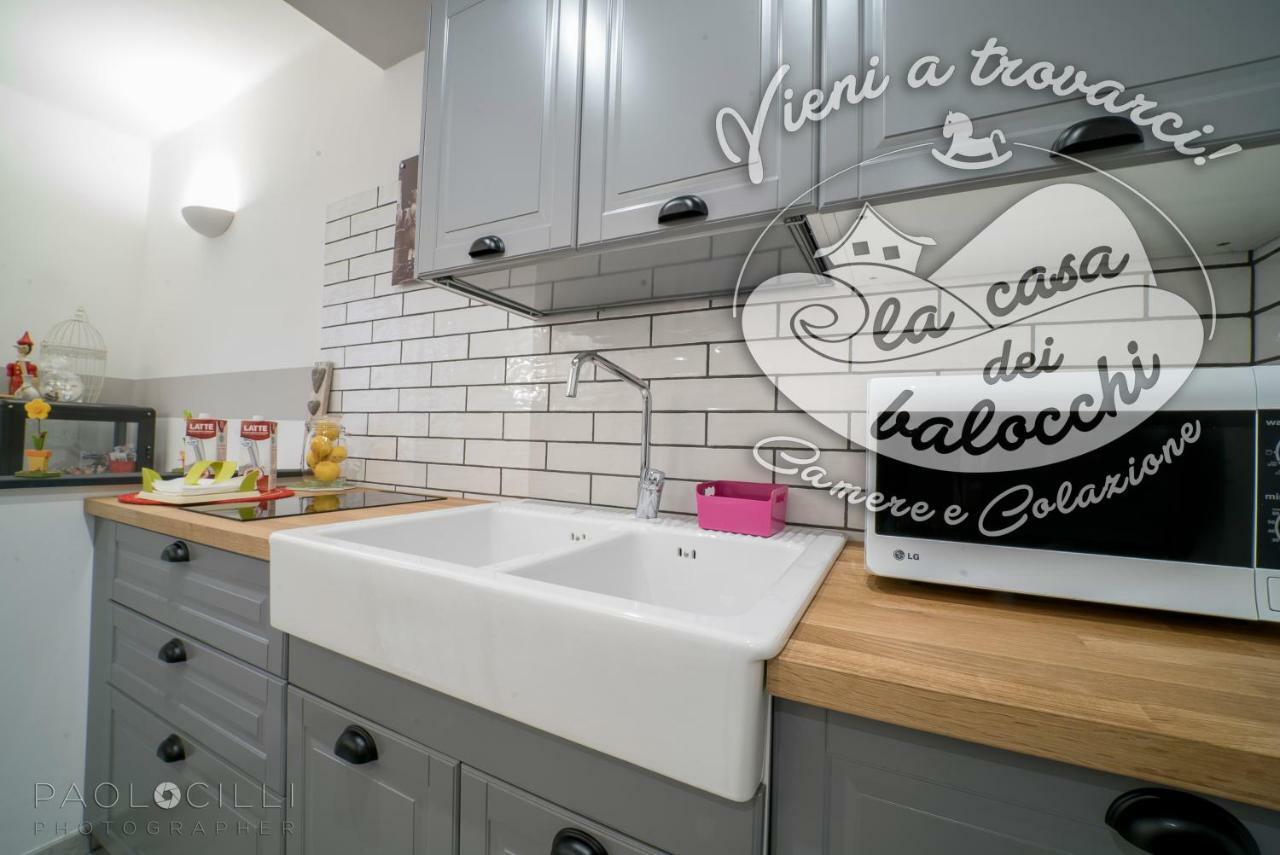 La Casa Dei Balocchi B&B Тойрано Екстериор снимка