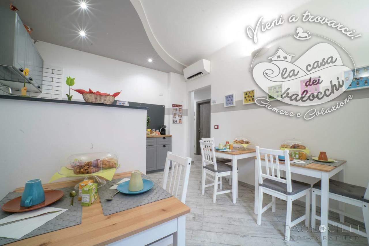 La Casa Dei Balocchi B&B Тойрано Екстериор снимка