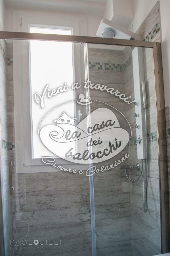 La Casa Dei Balocchi B&B Тойрано Екстериор снимка