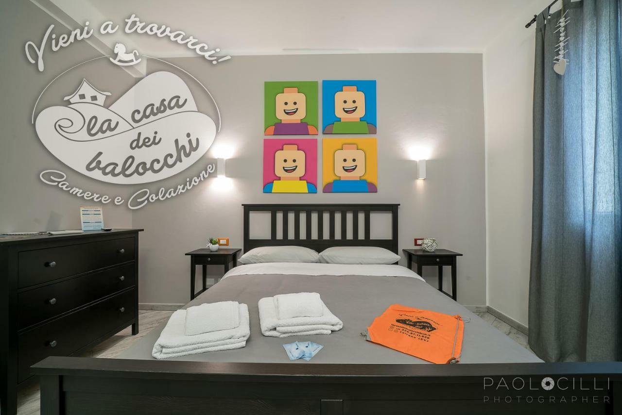 La Casa Dei Balocchi B&B Тойрано Екстериор снимка