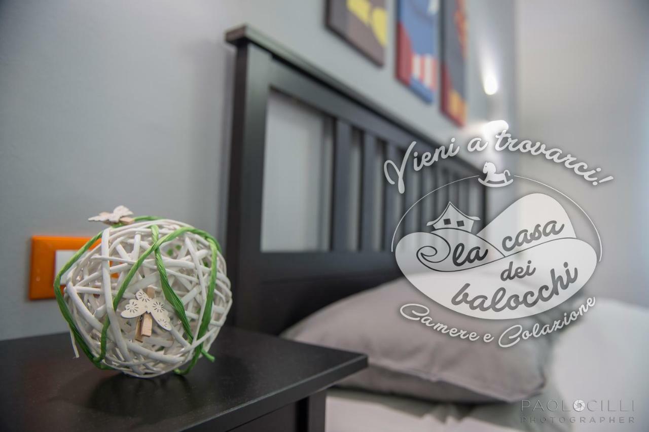 La Casa Dei Balocchi B&B Тойрано Екстериор снимка