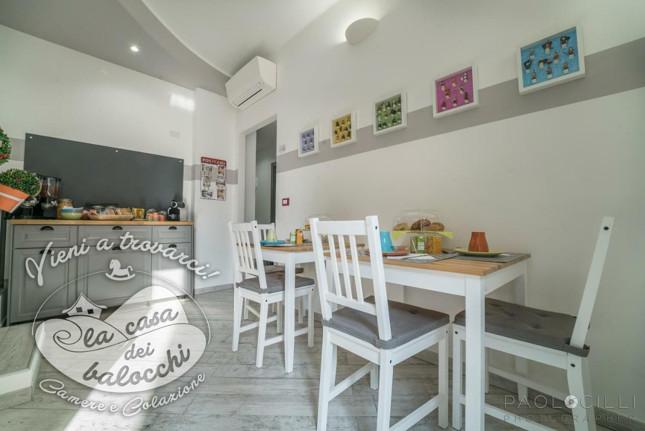 La Casa Dei Balocchi B&B Тойрано Екстериор снимка