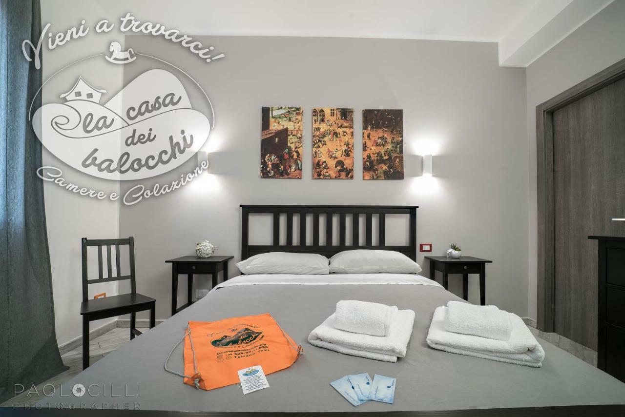 La Casa Dei Balocchi B&B Тойрано Екстериор снимка