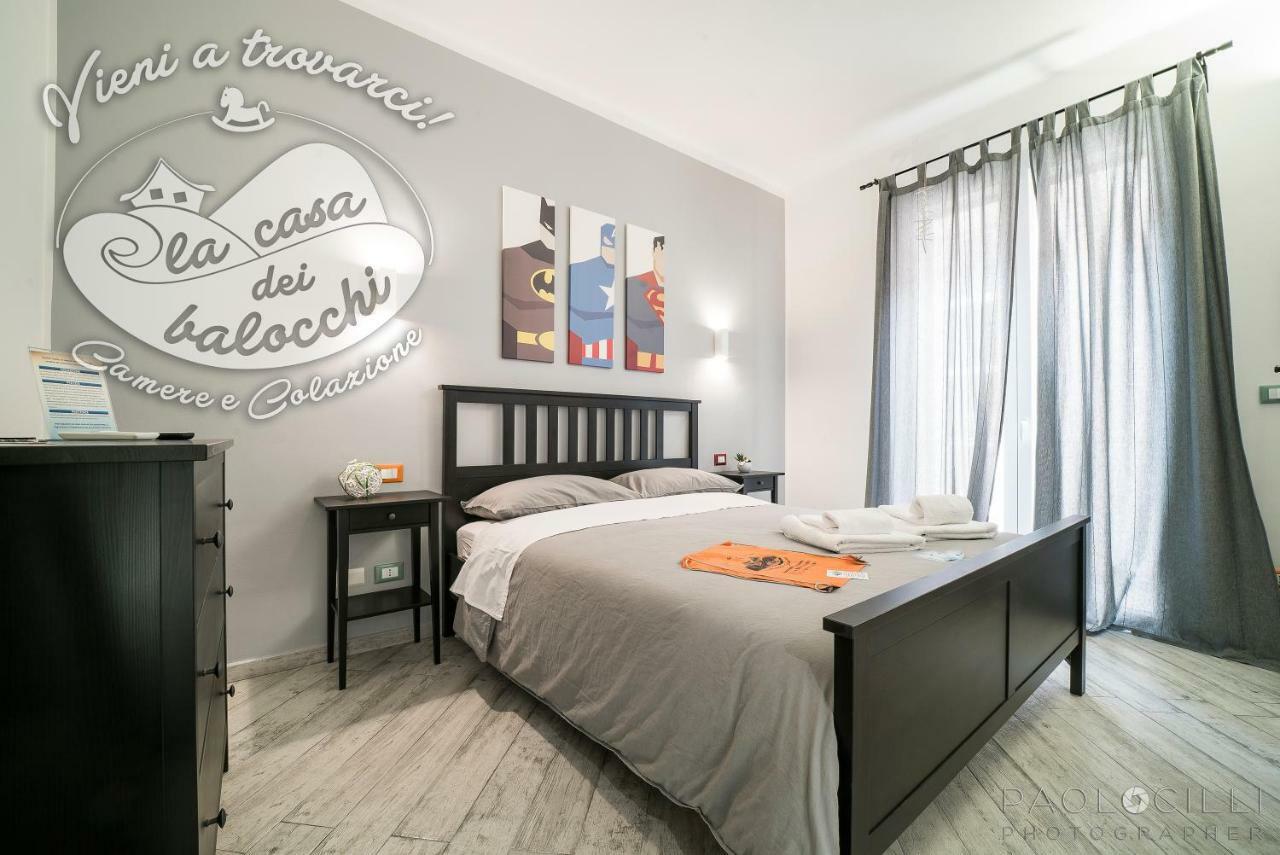 La Casa Dei Balocchi B&B Тойрано Екстериор снимка
